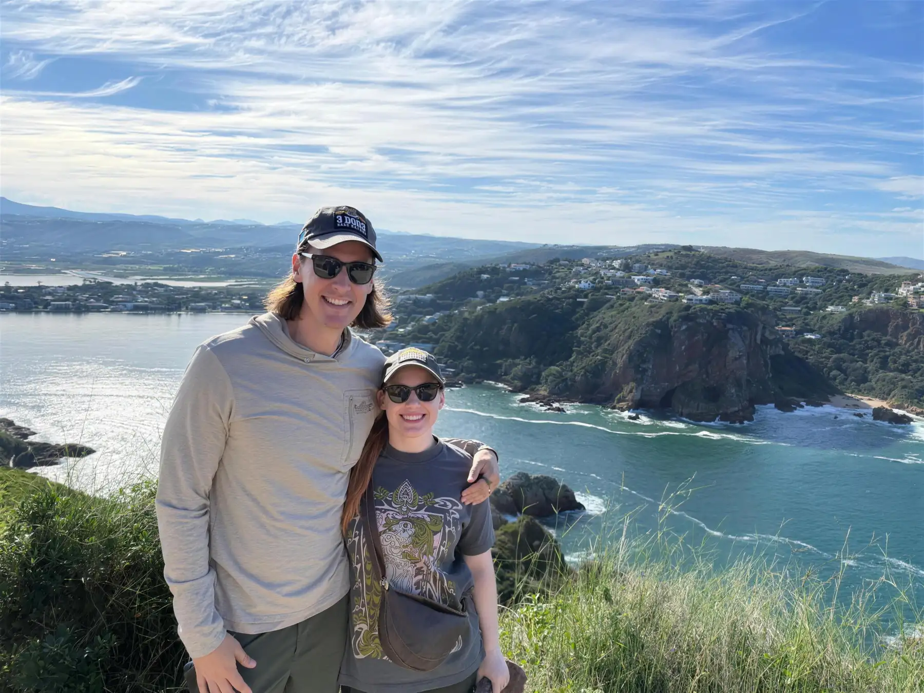 David and Sam Schupp on the lookout above the Knysna Heads, the lagoon mouth behind them